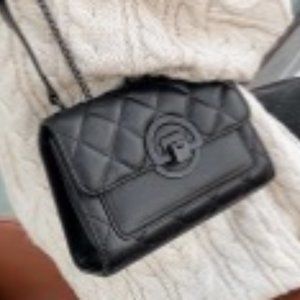 Casual portable messenger bag